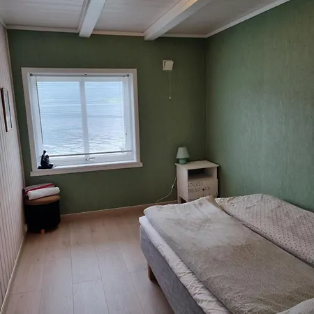 Nordfjord Charm Semesterbostad Starheim